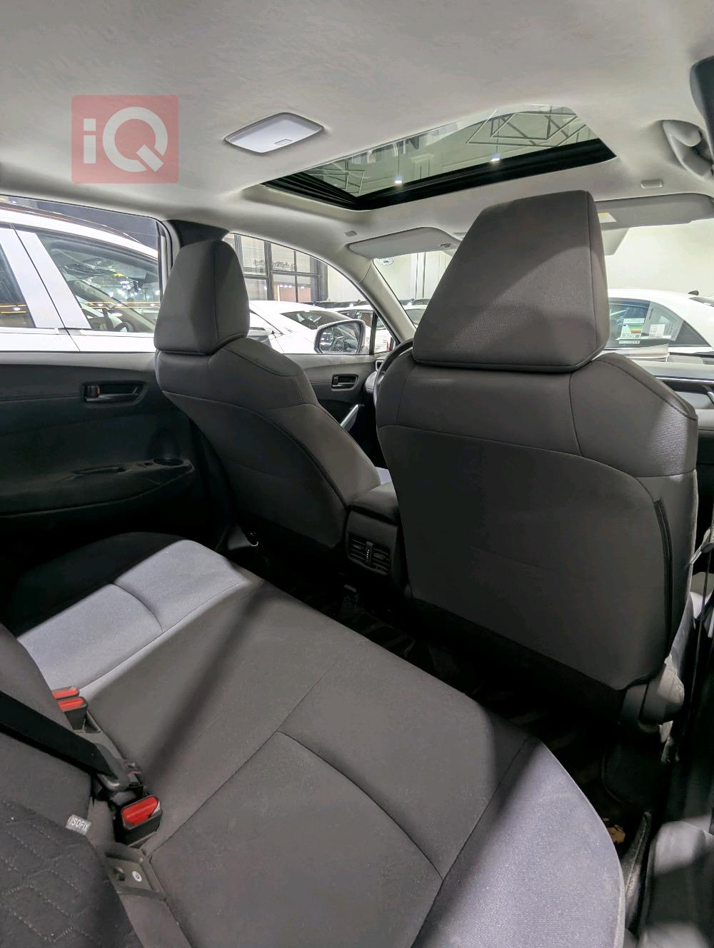 تۆیۆتا کۆرۆلا کرۆس